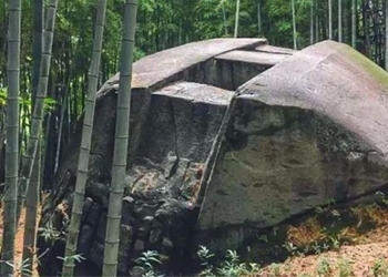 mystery of da nang 800 ton strange shape challenge to science 123300