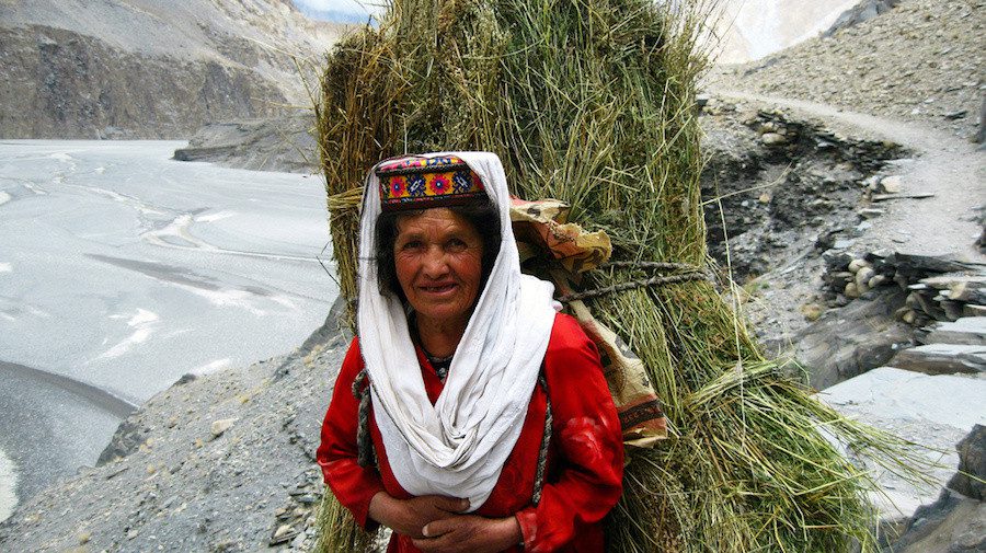 The Hunza people always keep a smile on their faces, living without doubt and carefree like children.