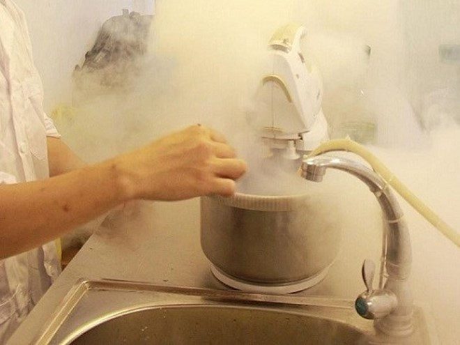 Liquid nitrogen is used to create smoke for dishes.