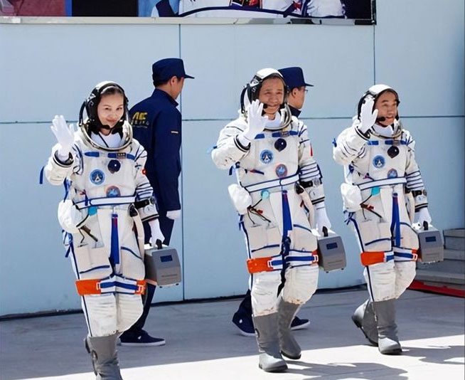 Most female astronauts will experience menstrual irregularities