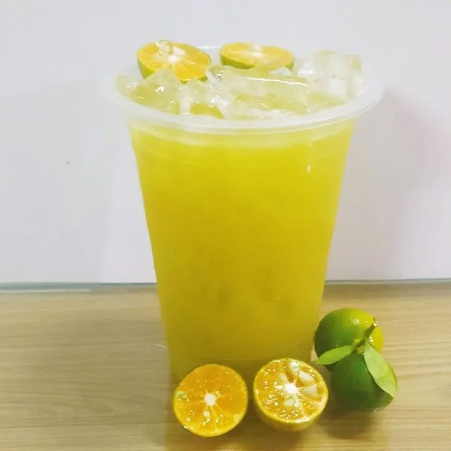 If you see calamondin added to the sugarcane juice, it's not solely for flavor.