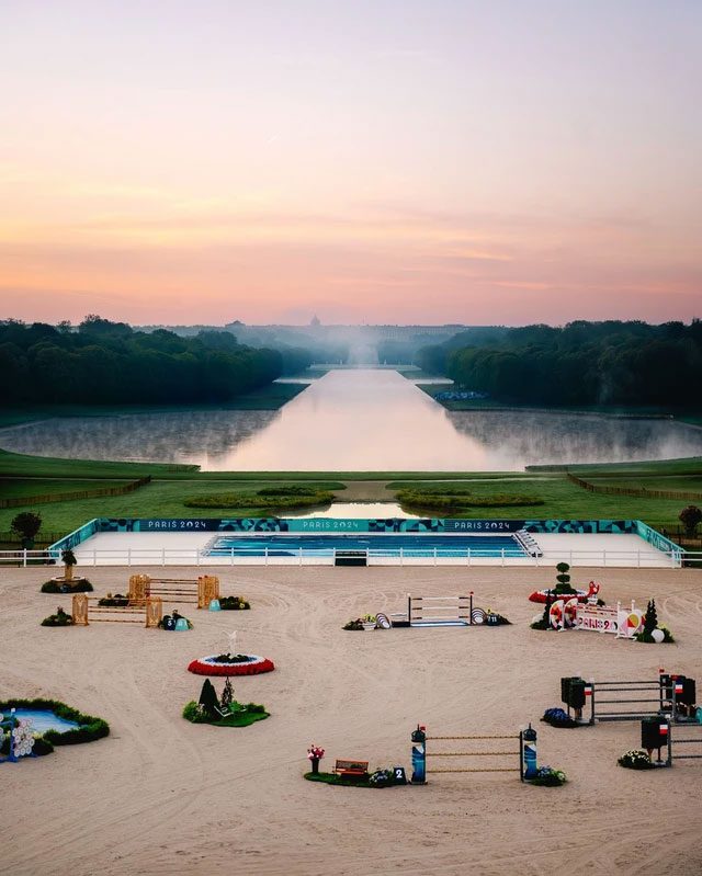 The area in front of the Palace of Versailles transformed into a horse racing track