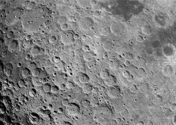 russian spacecraft 5 finds rare fuel on moon 1 ton valued at 3 billion 121366