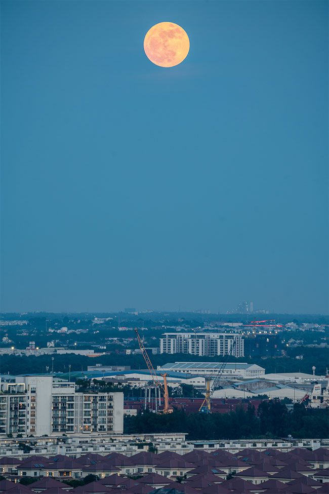 Although called the "Super Blue Moon," the full moon in August appears slightly orange.