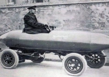 the first car to reach 100km h in history 135488