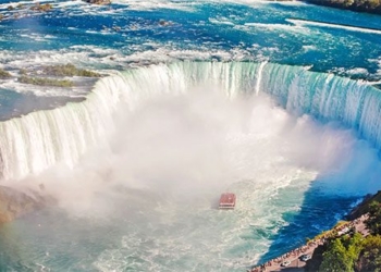 the most impressive waterfall in the world stops flowing after 12000 years surprising scenery beneath 128013