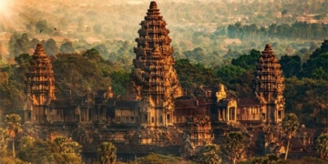 the secrets hidden in angkor wat that are forgotten 128503