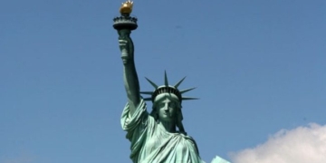 the unique feature of a man with a face like the template of the goddess of freedom 73972