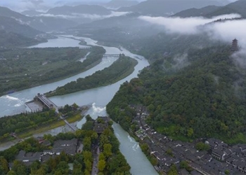 the world shocked by the 2 200 year old water conservancy system of china 136055