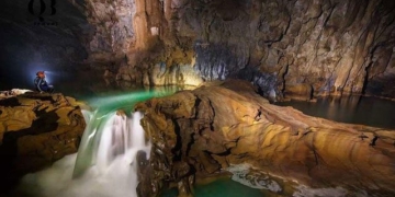 there is a remarkable dong chain in quang binh with a unique name that appeared in hollywood movies 135622