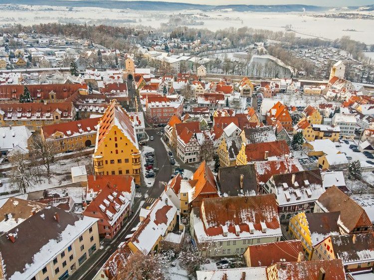 The town of Nördlingen built from diamonds.