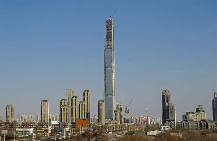 Goldin Finance 117 currently stands as the tallest abandoned building in the world.