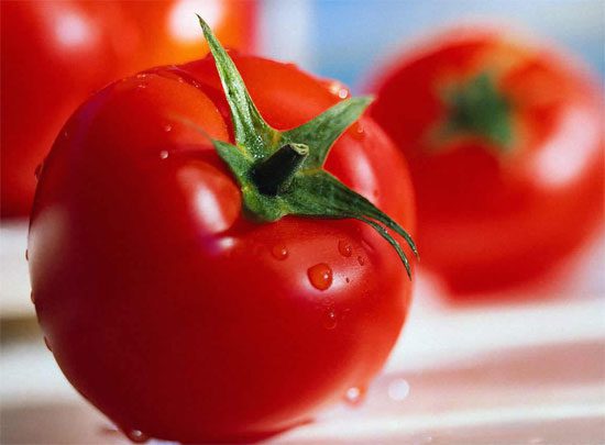 Tomatoes were once considered "poison apples" for 200 years