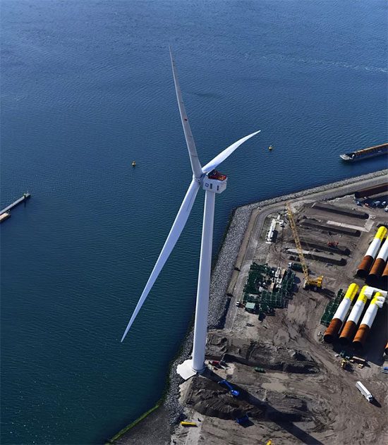 With a height of up to 260 m, each Haliade-X turbine has a design capacity of up to 13 MW.