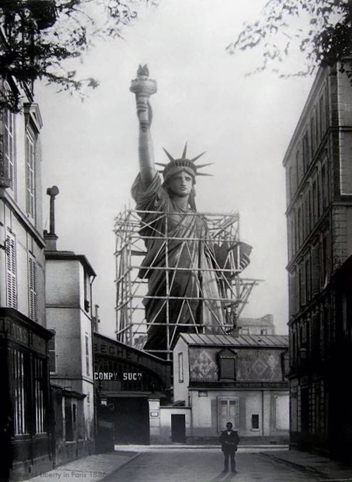 The face of the Statue of Liberty is actually modeled after that of a man.