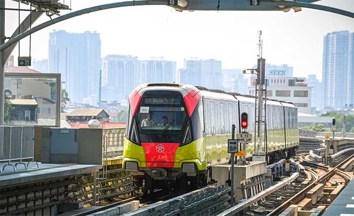 Each train consists of 4 cars, each carrying 236 passengers