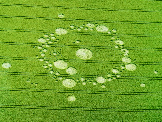 Mysterious circles in the fields