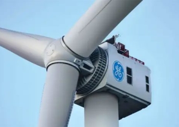 wind turbine this size can generate energy for a house in 2 days 121600