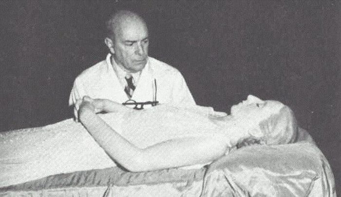 The mummy of Evita is extremely "perfect" and could be displayed for public viewing after her death.