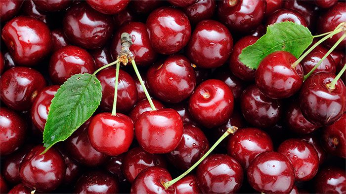 It is recommended to eat only 200 - 400g of cherries per day.