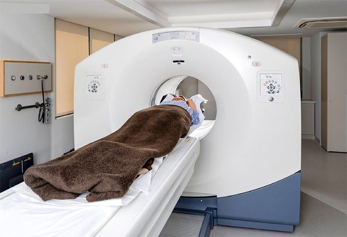 PET CT Scanning has its own advantages and disadvantages.