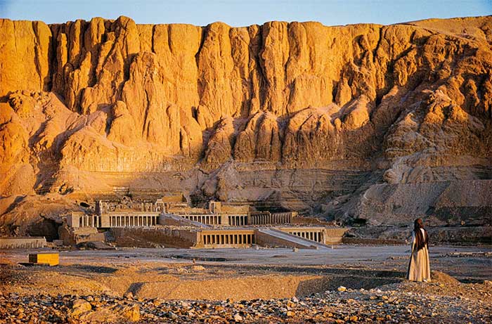 Photo of the Temple of Hatshepsut in 1955.