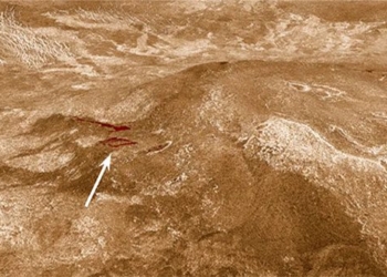 discovery of new mound on mars two women set fire to correct mistake 134624