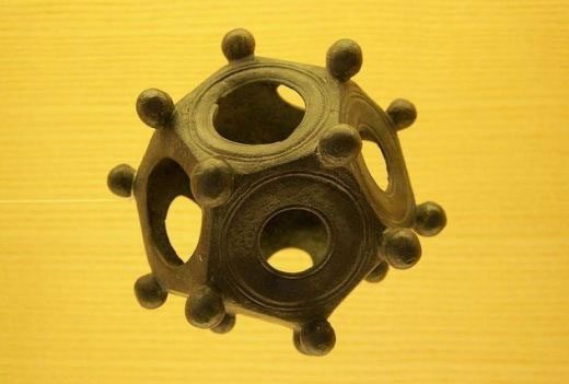 The Dodecahedron in Ancient Rome