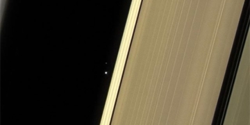 how to relax 1 4 billion km nasa sends back mysterious image leaving scientists stunned 121021