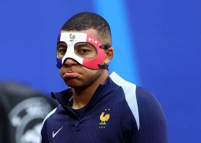 Close-up of Kylian Mbappe's mask.