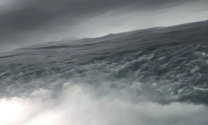 Is this a photo of the ocean?