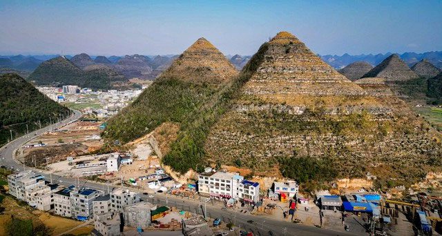 Anlong Pyramids.