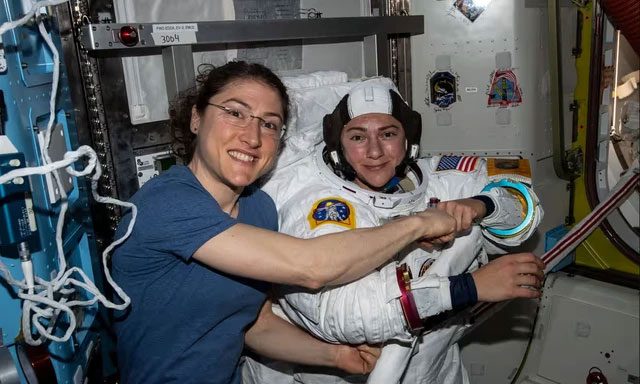 American astronauts Christina Koch (left) and Jessica Meir.