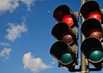 origin of red yellow green lights on traffic lights 55902