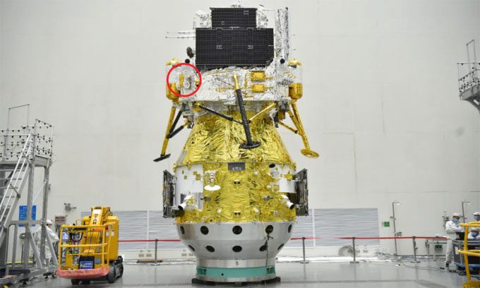 Secret exploration robot attached to the lunar lander in the Chang'e 6 mission.