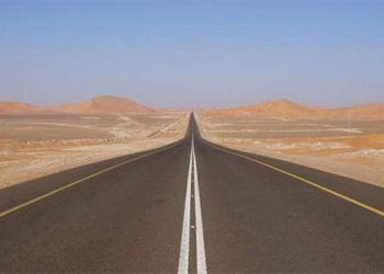 the route runs almost 240km without a section of intermittent broad areas in saudi arabia 134392