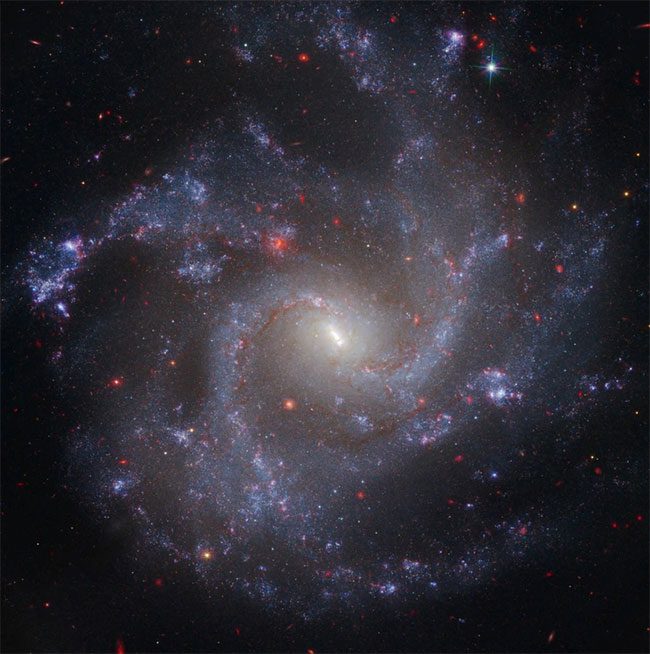 NGC 5468 - A galaxy about 130 million light-years from Earth