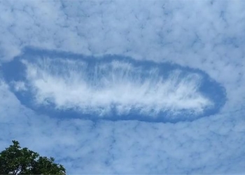 video people capture strange scenery appearing in the sky 134799