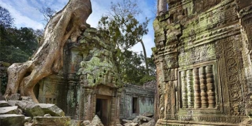 6 artifacts found at a surprising location in cambodia 131869
