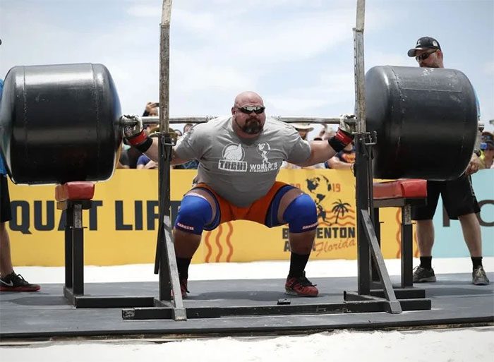 Shaw paved the way for long-term success in weightlifting competitions.