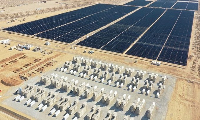 Aerial view of the Edwards & Sanborn Solar and Energy Storage Facility.