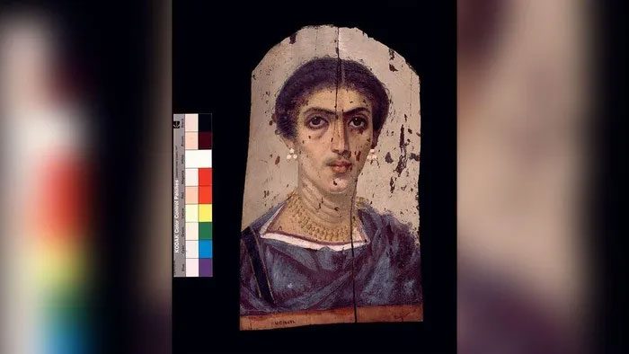 Most known Fayum portraits were discovered in the 1800s.