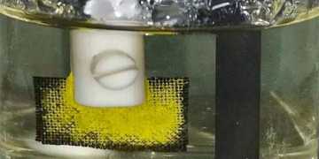 china extracts uranium from seawater three times faster than other methods 131912