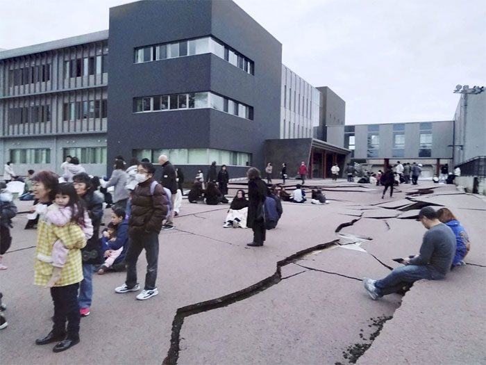 A road in Wajima City, Ishikawa Prefecture cracked after an earthquake.
