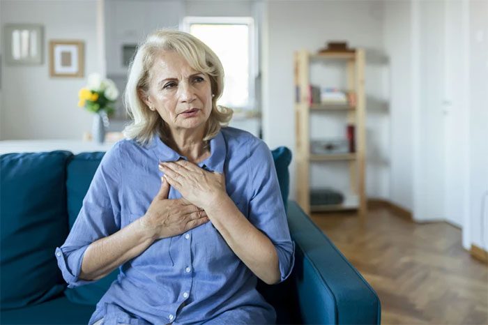 Jugular vein distension can cause chest pain and shortness of breath when related to heart disease.