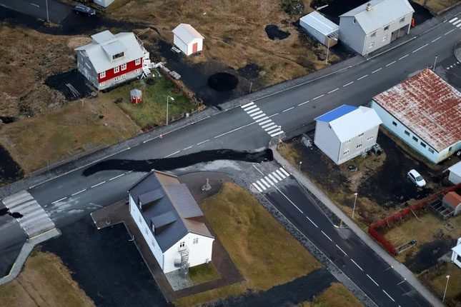 A sinkhole appeared in Grindavík on November 18, 10 days after the town was evacuated.