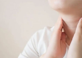 how to soothe a sore throat fast after cold 132431