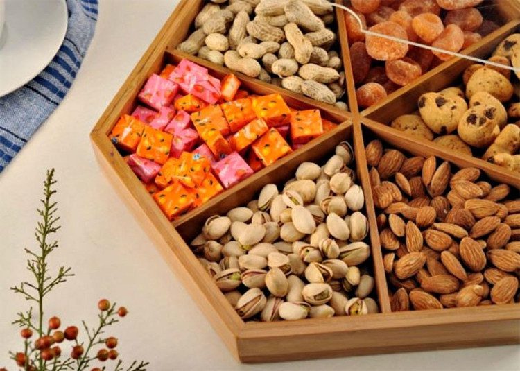 Consumers need to be careful when selecting and using food to protect their health.