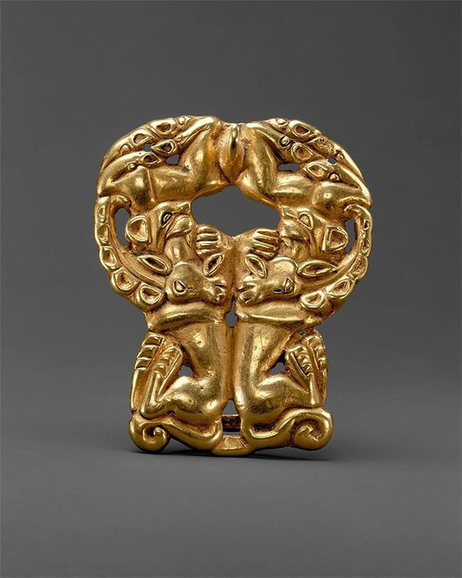 A belt, a symbol of power and leadership, found in a Xiongnu woman's tomb