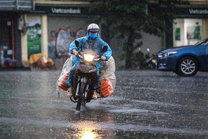 The North will experience cold rain starting tonight.
